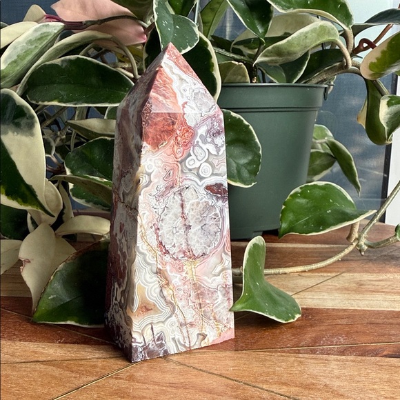 Mexican lace tower - Picture 3 of 5